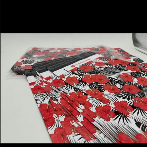 ALOHA! 30 Designer Mailers Bags Size10 x 13 in Pack Of 30 To Shipping Brand New. - Picture 3 of 8
